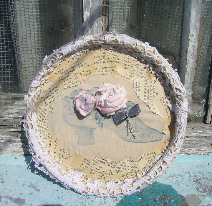 recycled wall art decor, crafts, This is my first wall art project with a Victorian style 3D shoe