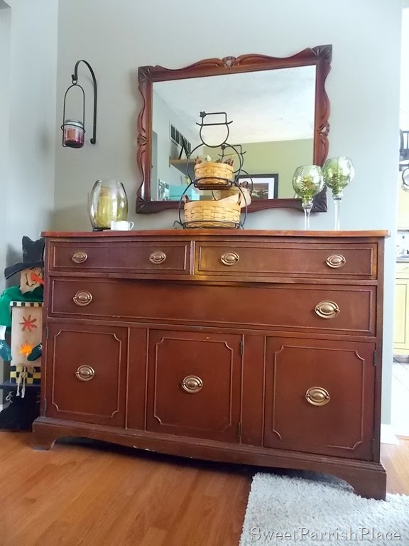 i am looking for some suggestion on what i should do with my buffet, painted furniture, repurposing upcycling