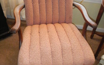 ¿Puede alguien ofrecer alguna información sobre estas sillas?