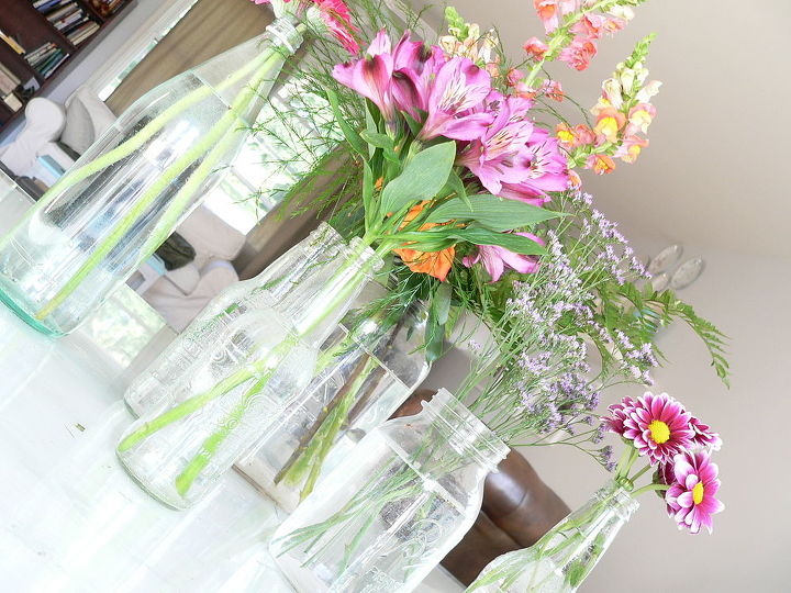 budget home decorating, flowers, home decor, simple flower arrangements