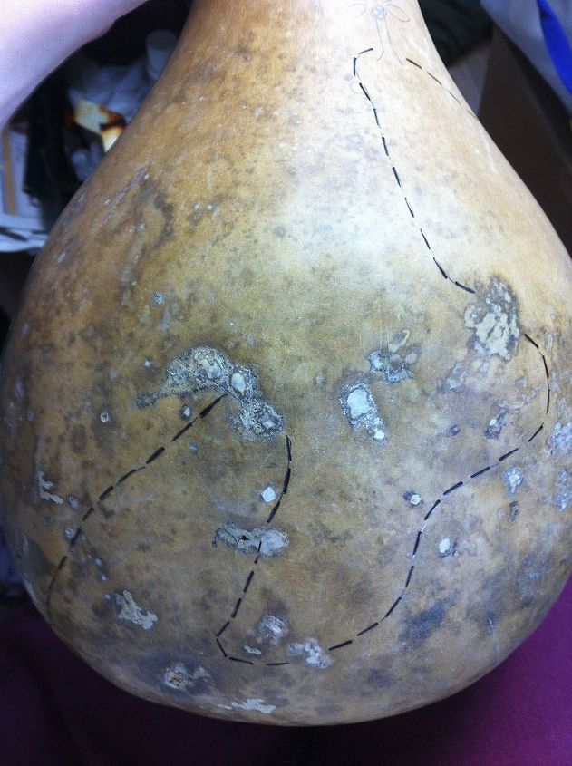 a puzzle of a gourd, crafts, Natural blemishes on the gourd provided great obstacles for the map