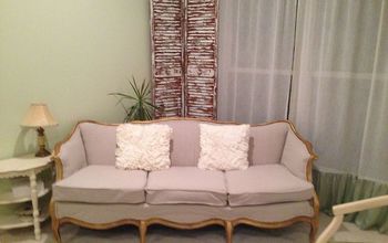 Antique Couch Makeover Marks the Start of a New Livingroom
