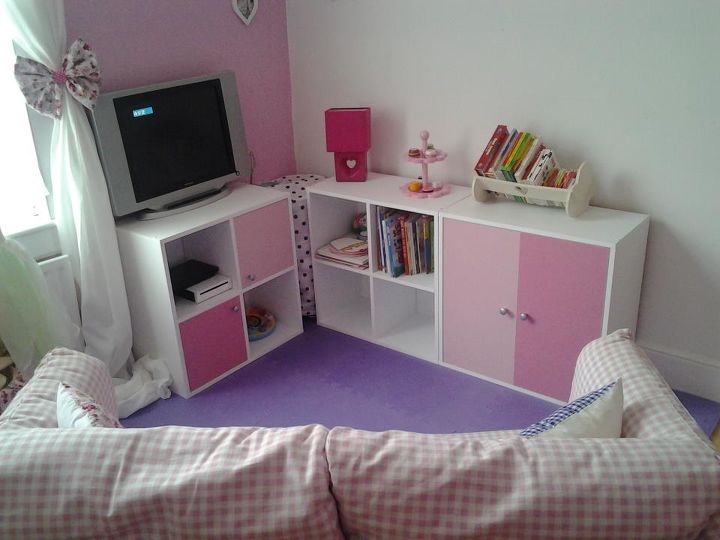 re modeled girls bedroom aged 7 amp 2 in a shabby chic style, bedroom ideas, home decor, shabby chic, Storage units are from Argos 3 for the price of 2 total cost 70 The purple foam mats were 22 from Ebay
