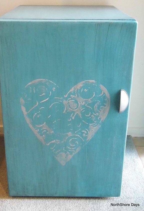 toy chest to mini cupboard, painted furniture