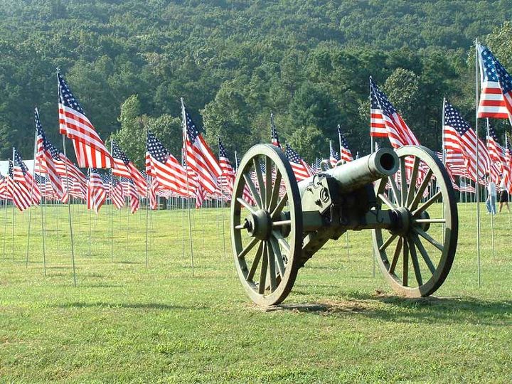 compartilhe suas decoraes exclusivas do memorial day em homenagem s nossas tropas, Esta a nossa Kennesaw Mountain local no hist rico campo de batalha da guerra civil Na verdade foi para o 11 de setembro mas ainda assim uma bela homenagem