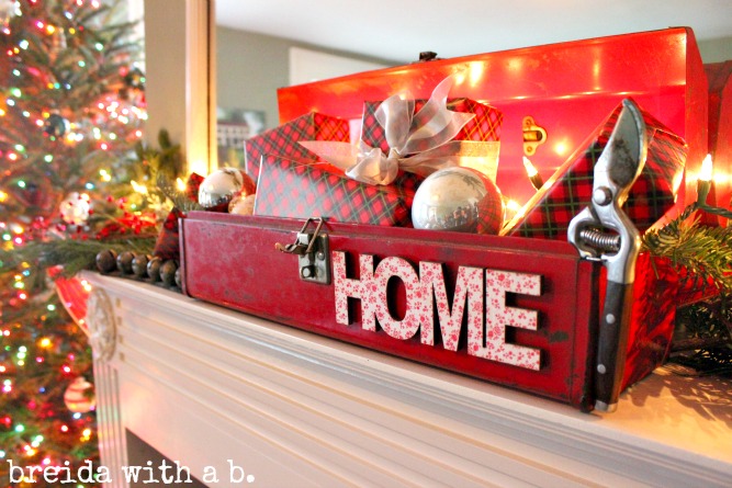 my living room mantel christmas 2012, seasonal holiday d cor