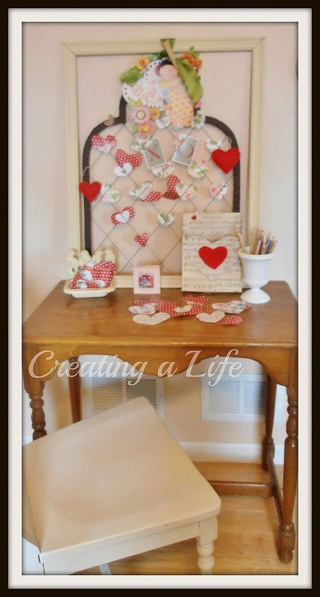 valentine love note station, crafts, seasonal holiday decor, valentines day ideas