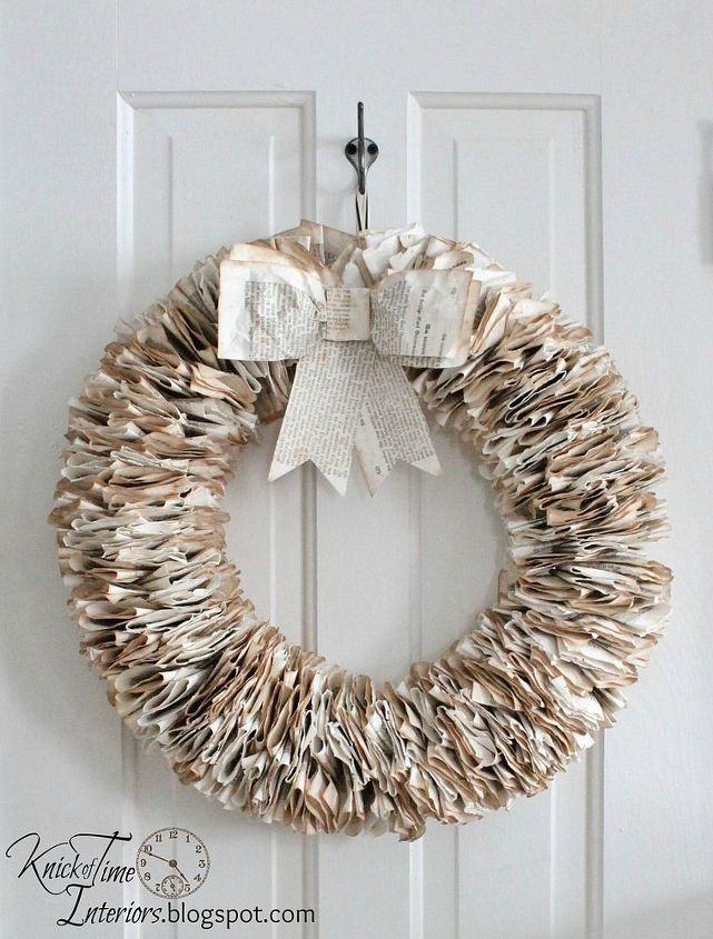 book page wreath, crafts, wreaths