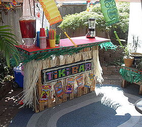 building a tiki bar from pallets, After decorations lookin good