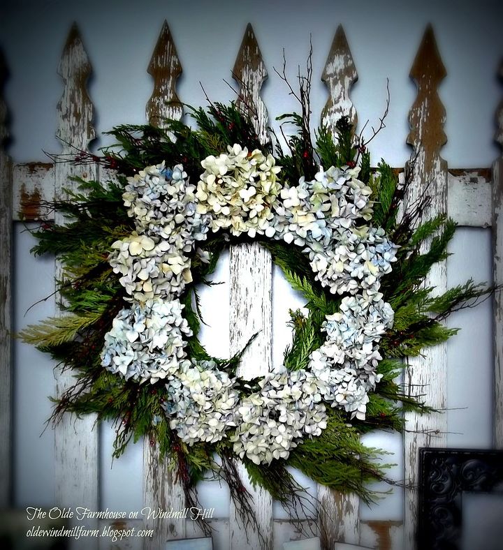 evergreen and hydrangea wreath, crafts, wreaths, For fun I added the Lomo effect to this one