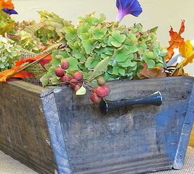 a fall box, diy, gardening, pallet, repurposing upcycling