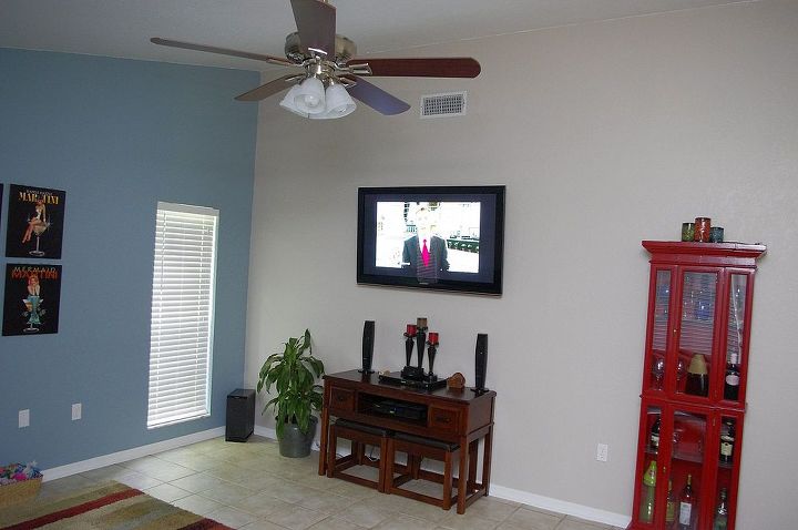 help what to do with this wall den, home decor, living room ideas, TV wall on the right across from couch wall