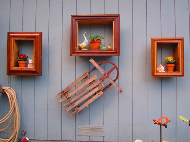 old picture frames made into wall plant hangers, home decor, new use for old frames