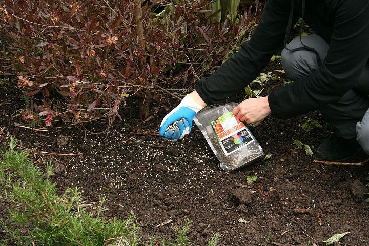 cuidados com o piso no inverno, John and Bob 39 s Soil Conditioner uma tima maneira de manter os micr bios do solo felizes