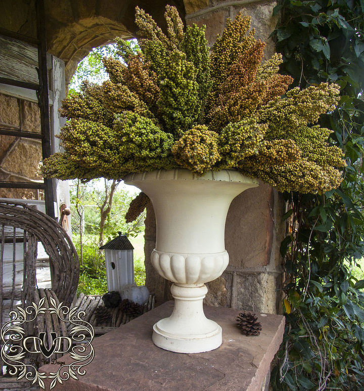 milo half round topiary, crafts, gardening, seasonal holiday decor, They work really well on the porch too