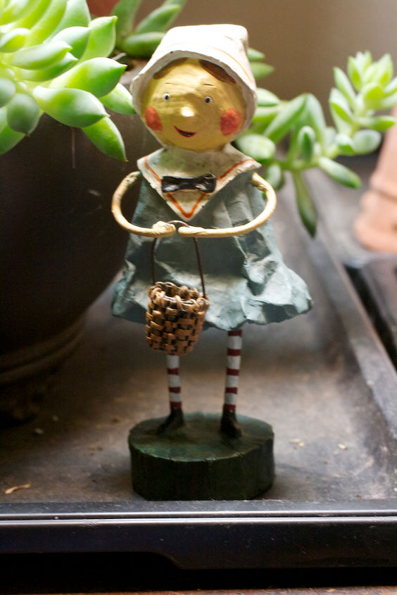 thanksgiving decor using a cast of characters part three, crafts, seasonal holiday decor, thanksgiving decorations, Pilgrim Girl pictured in my succulent garden view 2 has visited it for the T giving holiday in bygone years including a time featured