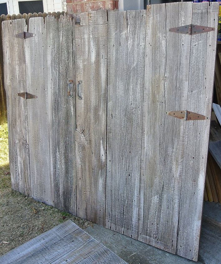 barn wood headboard and matching bench seat by vintage headboards, painted furniture, repurposing upcycling, woodworking projects