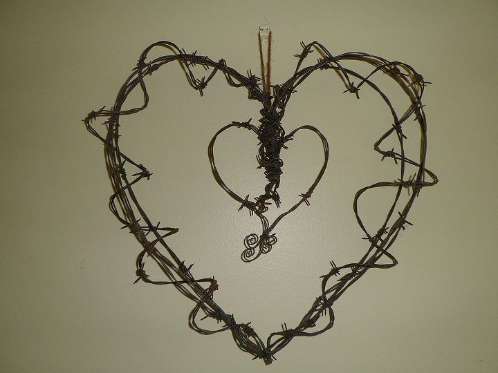 went a little barbed wire crazy and made these, crafts, My first attempt at creating something from barbed wire