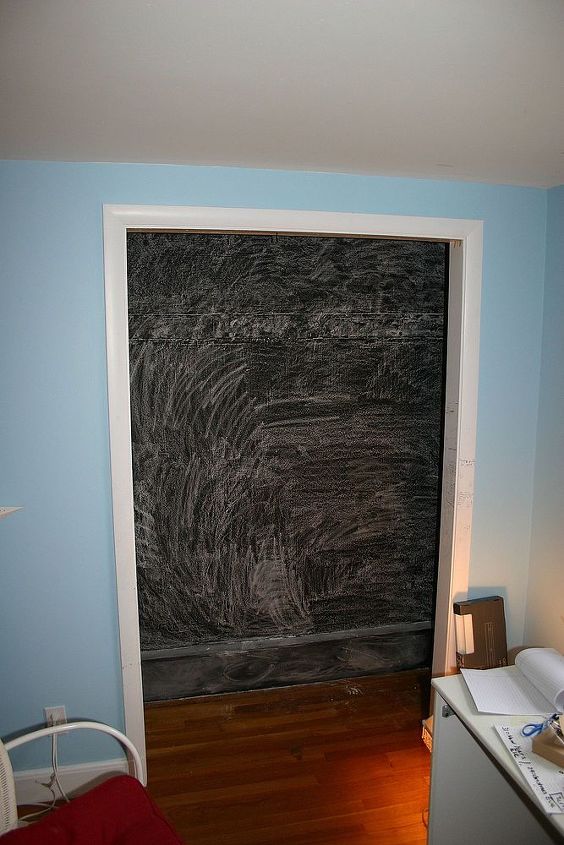painting with chalkboard paint, chalk paint, chalkboard paint, closet, painting
