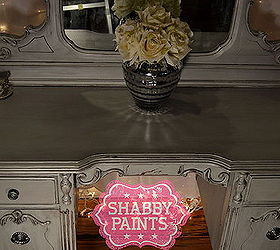 miss hollywood chalk painted vanity, chalk paint, painted furniture, Miss Hollywood Chalk Painted Vanity Using Shabby Paints Ice Chalked Paint Pearl reVAX black reVAX