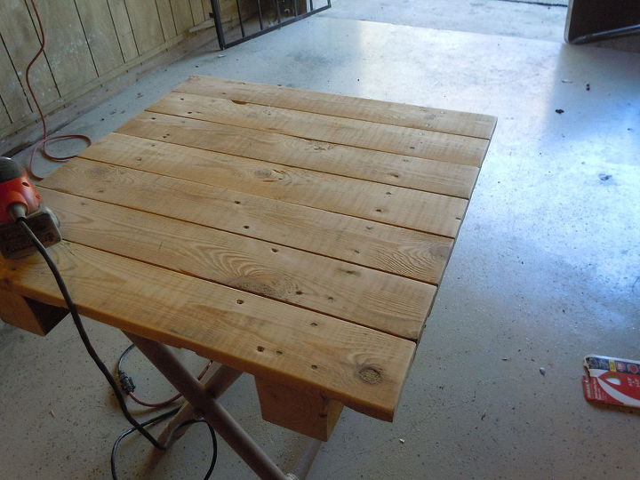 another pallet table i know another one, outdoor furniture, painted furniture, pallet, repurposing upcycling, rustic furniture