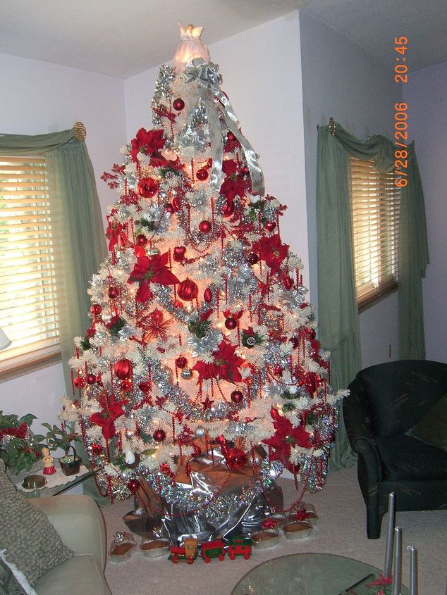 we did a red white and sliver christmas enjoy the color scheme throughout my home, christmas decorations, seasonal holiday decor, The living room tree