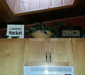junking up my living space with rummage finds and wood signs, home decor, living room ideas, painted furniture, repurposing upcycling, Painted this sign on an unused laminate shelf