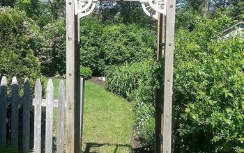 Re-purposed Ladder Becomes Trellis