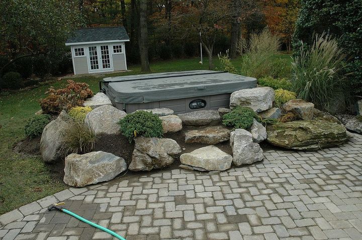 do you like this built in look for a hot tub surround, Landscaped Hot Tub surround during construction
