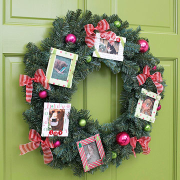 unique amp budget friendly holiday wreaths using simple crafts, crafts, doors, electrical, seasonal holiday decor, wreaths, Holiday Photo Wreath for Front Door
