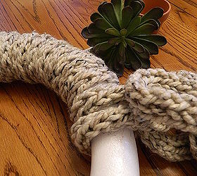finger knitted succulents wreath, crafts, wreaths, Wrap your finger knitting around the wreath Secure with extra yarn at beginning and end