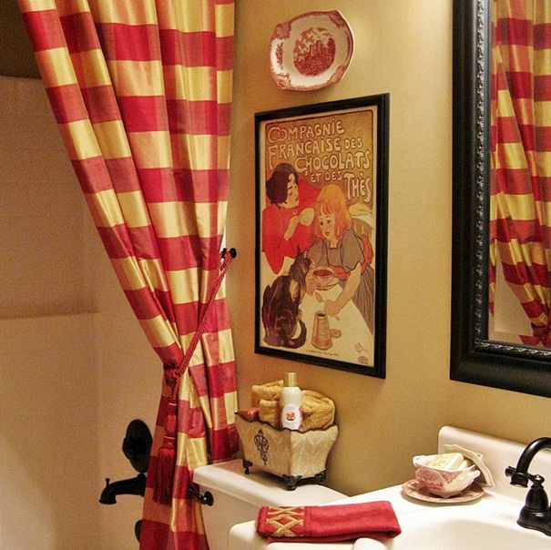my french country guest bath, bathroom ideas, home decor, To add French country style to my bathroom I used a pair of floor to ceiling buffalo check drapery panels as the shower curtain with a liner behind them of course A frenchy print and a transferware plate add to the look