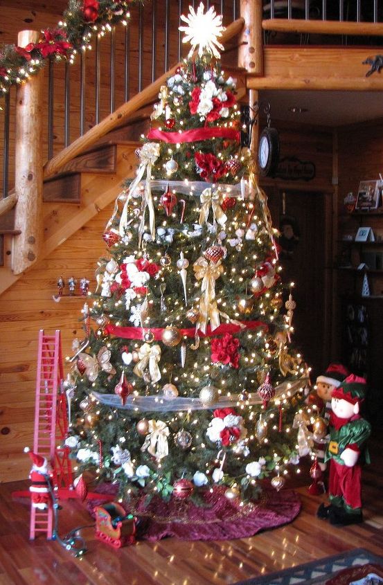 wedding decorations turned christmas tree decorations, christmas decorations, flowers, seasonal holiday decor