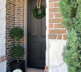 fall d cor to my front door porch, porches, seasonal holiday decor