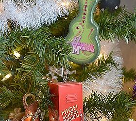 holiday decorating for teen girls, bedroom ideas, seasonal holiday decor, Sentimental ornaments always added to her tree