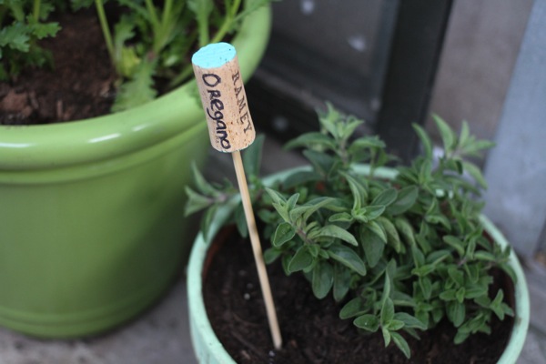 wine cork garden herb labels, gardening, repurposing upcycling