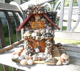my lake superior rock collection, crafts, home decor, pallet, repurposing upcycling, Robins Little House of Rock birdfeeder SOLD for 65