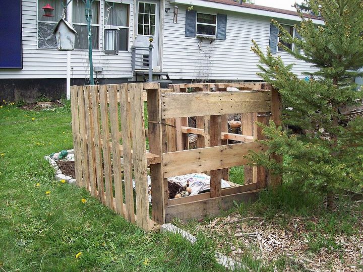 pallet compost bin, composting, diy, go green, pallet, repurposing upcycling, Pallets are held together with steel pull ties will make it easier to take apart if I decide to move it Also as pallets are hard wood it was easier than trying to nail or screw them together