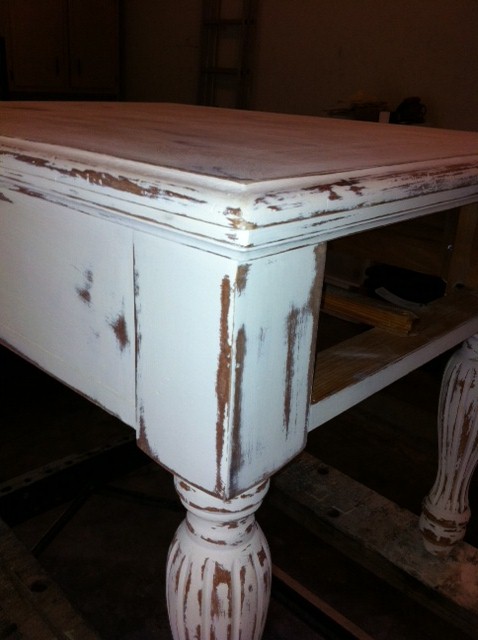 farm house style end table, painted furniture