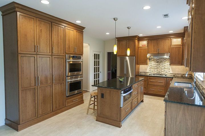 transitional kitchen with dura supreme cabinetry, home decor, kitchen design