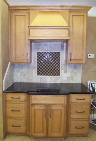 custom cabinets looking for a new home, kitchen cabinets, Custom Maple Glaze Cabinets Absolute Black Granite