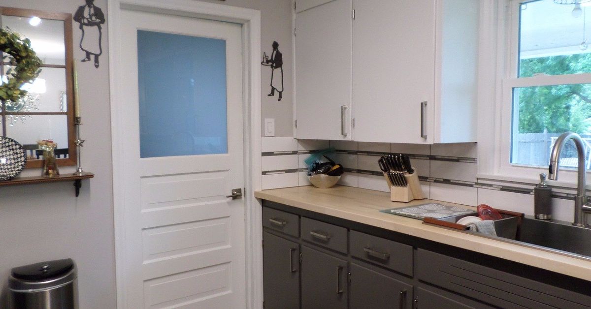 Repaint Your Kitchen Cabinets With This Stylish Combo Hometalk - 1950 S American Standard Kitchen Cabinets Repaint Your Kitchen Cabinets With This Stylish Combo Hometalk - 1950 S American Standard Kitchen Cabinets