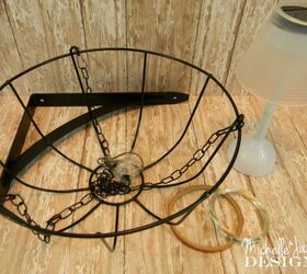 Look what she did with this Dollar Store hanging basket! Hometalk