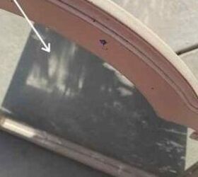 People are seriously rethinking their old mirrors after seeing this bleach hack