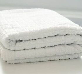 The no-sew way to turn a cheap, white towel into charming winter table decor