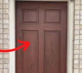 We've never seen anyone do this to their front door, but it's so much better than paint