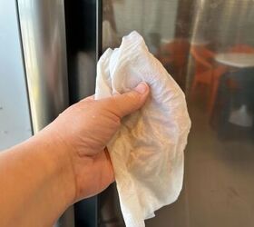 The clever reason everyone should bring a damp towel into their shower