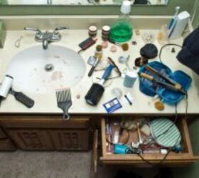 We just found the most beautiful way to get your bathroom countertop chaos under control—in 30 minutes!