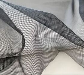 The gorgeous reason people are hanging pieces of mesh on their walls this week