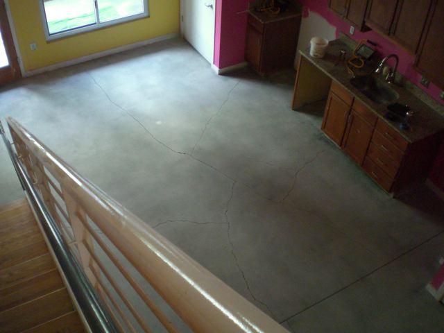 before and after application of non toxic acid stains for concrete flooring in an, Properly prepped awaiting non acid stains